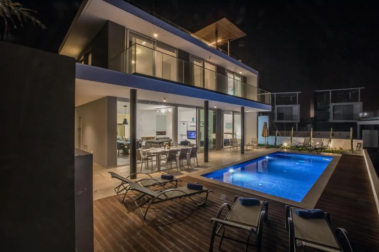 Oli Vine Villas Protaras