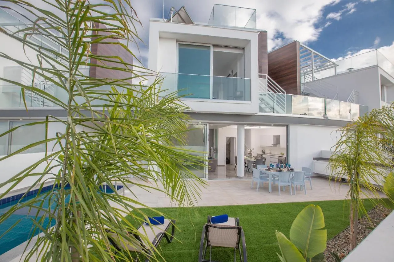 Oli Vine Villas Protaras 0*,  Chipre