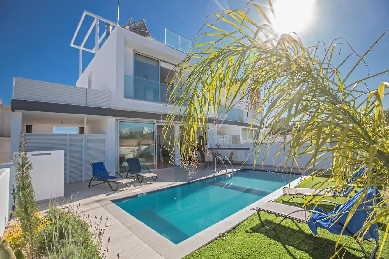 Oli Vine Villas Protaras 0*,  Chipre