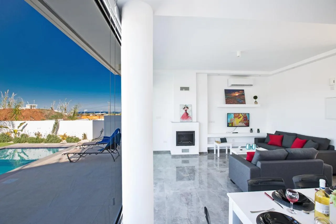 Oli Vine Villas Protaras