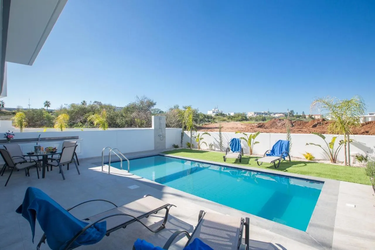 Oli Vine Villas Protaras